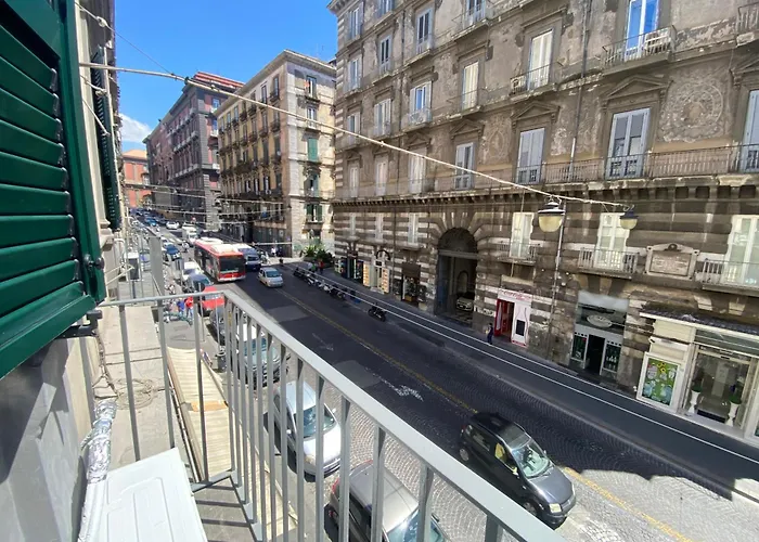 Ludben Dante B&B Napoli
